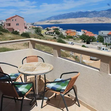 Gubo Apartament *